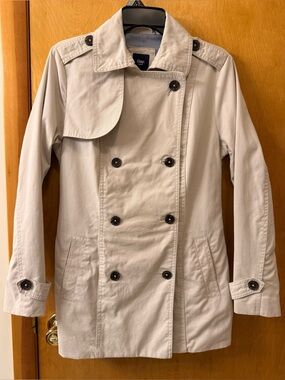 GAP Women's Double-Breasted Light khaki Trench Coat
